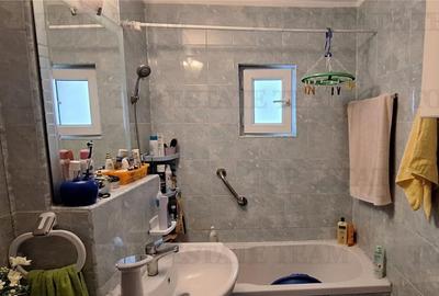 Apartament spatios 4 camere zona CET, Constanta - 2