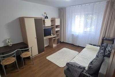 Garsonieră decomandată în Central - 4