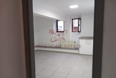 Spațiu comercial, de 110 mp, în Take Ionescu - 3