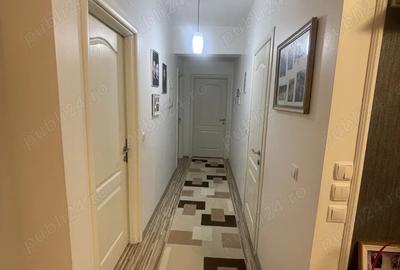 Apartament cu 3 camere decomandat în Central - 1