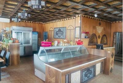 Spațiu comercial, de 200 mp, în Lizeanu - 1