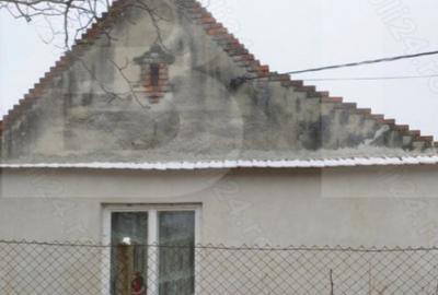 Casă cu 3 camere cu Teren 900 Mp în Central - 7