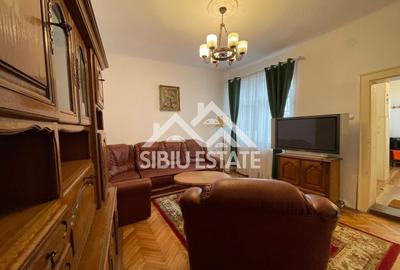 Apartament de vanzare cu 2 camere Zona- Centrul Istoric - 2