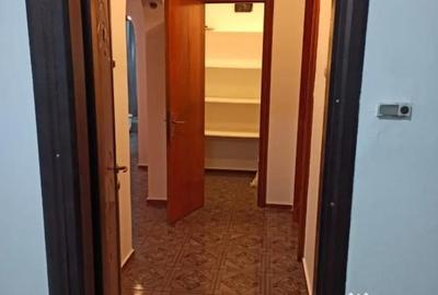 Apartament cu 3 camere decomandat în Brâncoveanu - 17