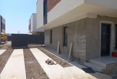 Titan vila DUPLEX  101 mp la 10 minute metrou Republica - 12