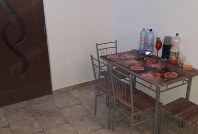 Garsonieră decomandată în Central - 1