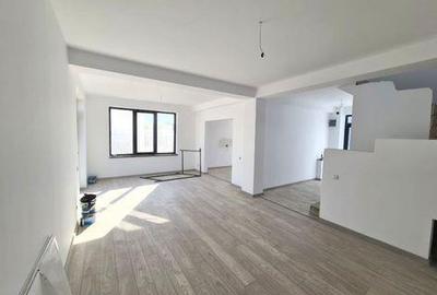 Casă cu 4 camere cu Teren 245 Mp în Central