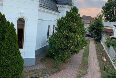 Vila eleganta faleza Dunarii,langa parc,Primaria Corabia-ultracentral,ter.1100mp - 2