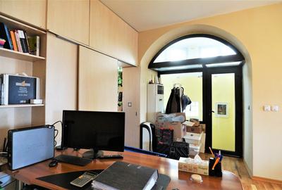 Vila activitati medicale - Victoriei - 1