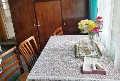 Casă cu 5 camere în Racovița - 9