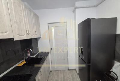 Apartament cu 3 camere decomandat în Calea București - 4