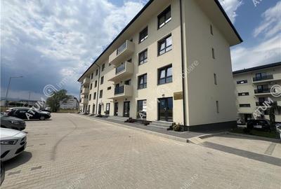Apartament cu 3 camere 2 bai si balcon etaj 1 zona Doamna Stanca - 13