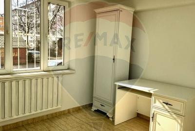 Spațiu comercial, de 35 mp, în Central - 2