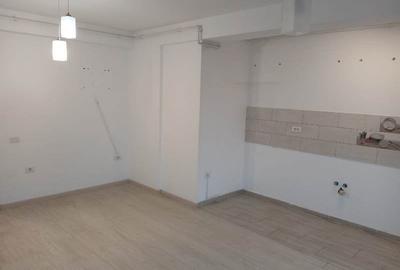 Apartament cu 2 camere decomandat în Berceni - 2