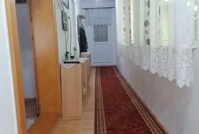 Vand casa in apropierea ora?ului Re?i?a! - 3