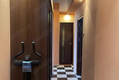 Apartament cu 4 camere decomandat în Central - 9