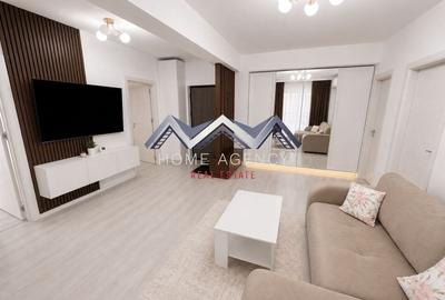 Apartament cu 3 camere semidecomandat, mobilat în Central