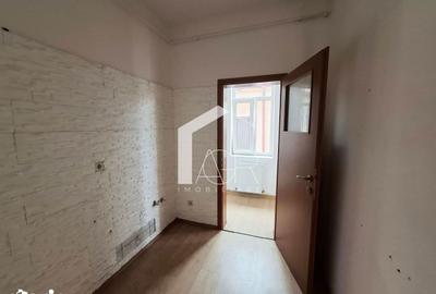 Casă cu 4 camere cu Teren 234 Mp în Transilvaniei - 1
