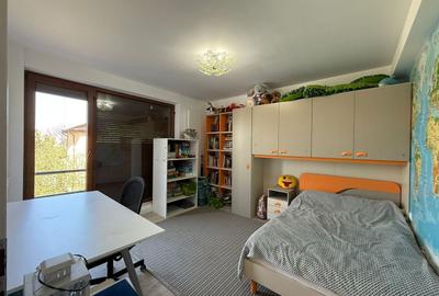 Apartament cu 3 camere decomandat în Central - 15