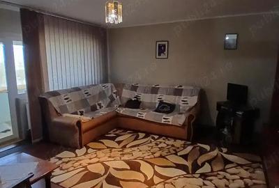 2 cam decomandat Steaua spatios Centrala gaz bloc izolat Mobilat utilat
