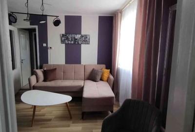 Apartament cu 2 camere semidecomandat, mobilat în Tătărași