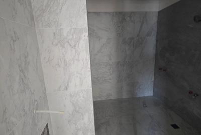 Apartament cu 2 camere decomandat în Baza 3 - 7