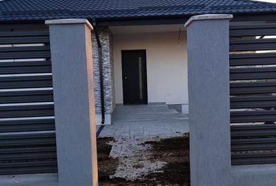 FARA COMISIOANE in Gulia casa 4 camere 2 bai PARTER pod placa incalzire pard 560 - 2