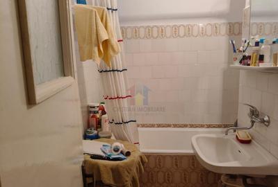 Apartament 2 camere ,etaj 2 Radu Negru balcon 7 m - 9