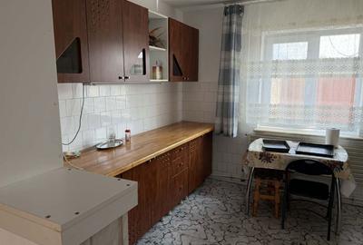 Casă cu 4 camere cu Teren 500 Mp în Central - 2