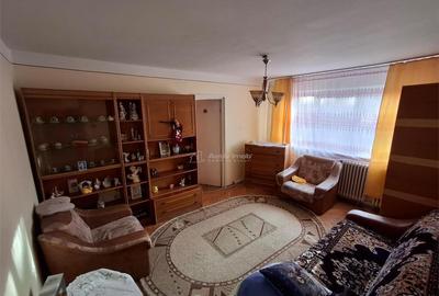 Resita, Chirie 2 cam., Micro III - 4