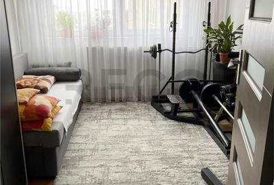 Apartament cu 4 camere decomandat în Cantemir - 5