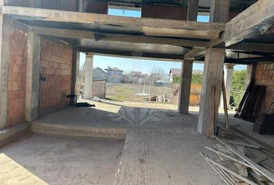 Casă cu 6 camere cu Teren 1600 Mp în Târgșoru Vechi - 8