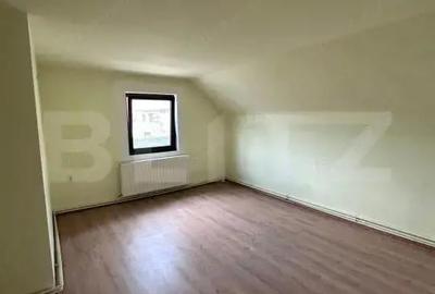 Casă cu 10 camere cu Teren 1166 Mp în Rădăuți - 3