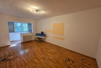 Apartament cu 2 camere decomandat în Titan - 6