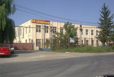 Spațiu comercial, de 1,400 mp, în Industrială - 3
