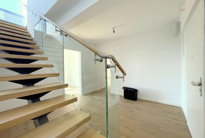 Penthouse cu 4 camere decomandat în Central - 8