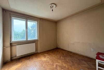 Apartament 2 camere, etaj 2,  mp 48 utili, zona CENTRALA - 2