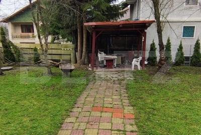 Casa Interbelica de Vanzare in Predeal - 2