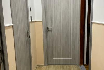 Apartament cu 3 camere semidecomandat, mobilat în Vatra Luminoasă