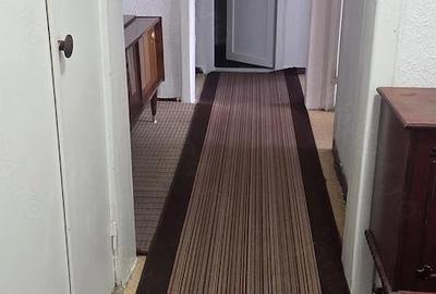 Apartament cu 3 camere decomandat în Canta - 4
