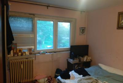 Apartament cu 4 camere decomandat în Titan - 15