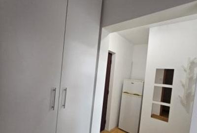 Garsoniera Tineretului, 7 minute de metrou Timpuri Noi, STB in fata blocului - 7