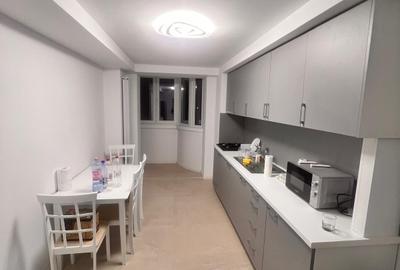 Apartament cu 3 camere decomandat în Decebal - 43