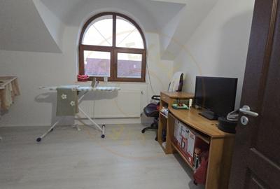 De Vanzare Casa Vetis - 10