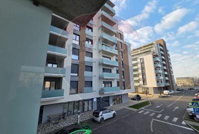 Apartament cu 3 camere decomandat, mobilat în Nufărul - 24