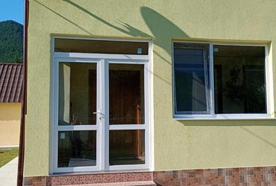 Casă cu 6 camere cu Teren 1500 Mp în Lepșa - 4
