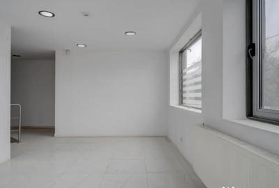 Casă cu 3 camere cu Canalizare în Drumul Taberei - 5