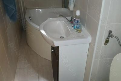 Dau in chirie apartament 2 camere Oradea - 5