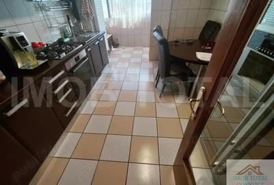 Apartament 4 camere Centru, partial mobilat - 6