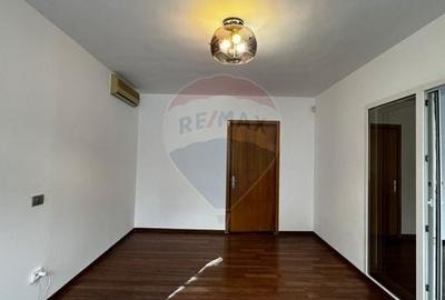 Apartament cu 4 camere/birou de inchiriat Piata Victoriei - 4